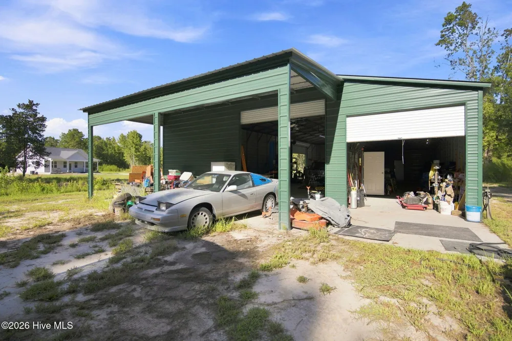 16864 Nc Highway 210 Rocky Point, NC 28457