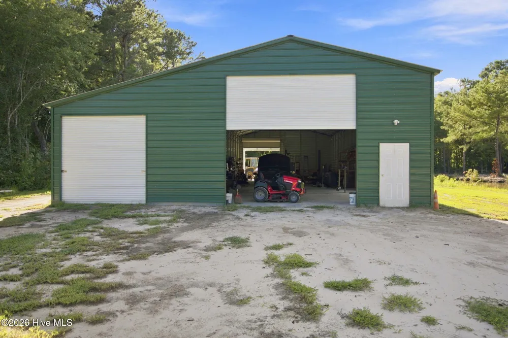16864 Nc Highway 210 Rocky Point, NC 28457
