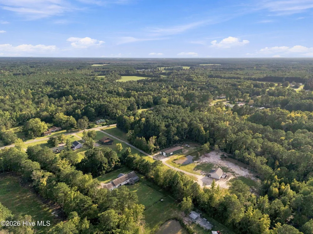 16864 Nc Highway 210 Rocky Point, NC 28457