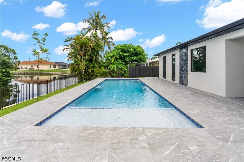 SW 15th Terrace Cape Coral, FL 33991
