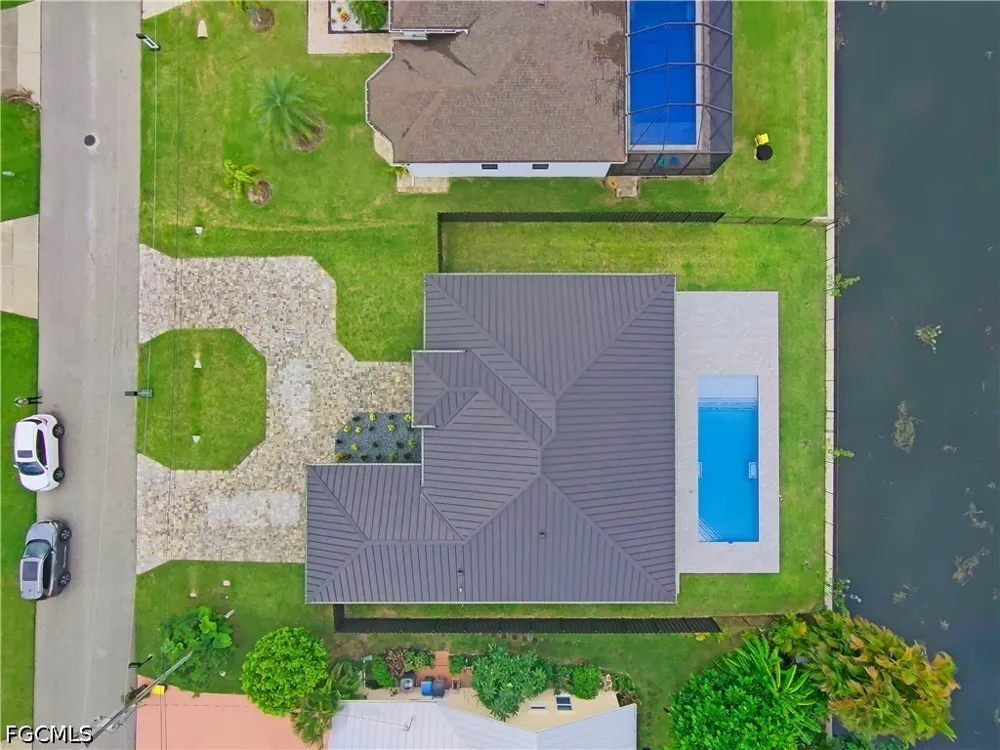 SW 15th Terrace Cape Coral, FL 33991