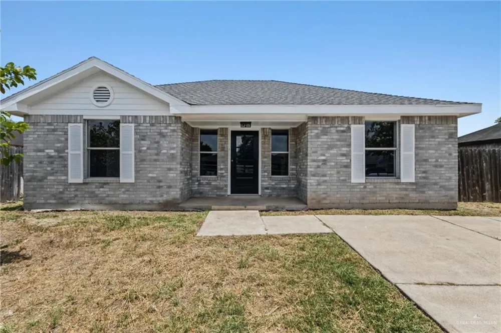 804 W Falcon Avenue Pharr, TX 78577