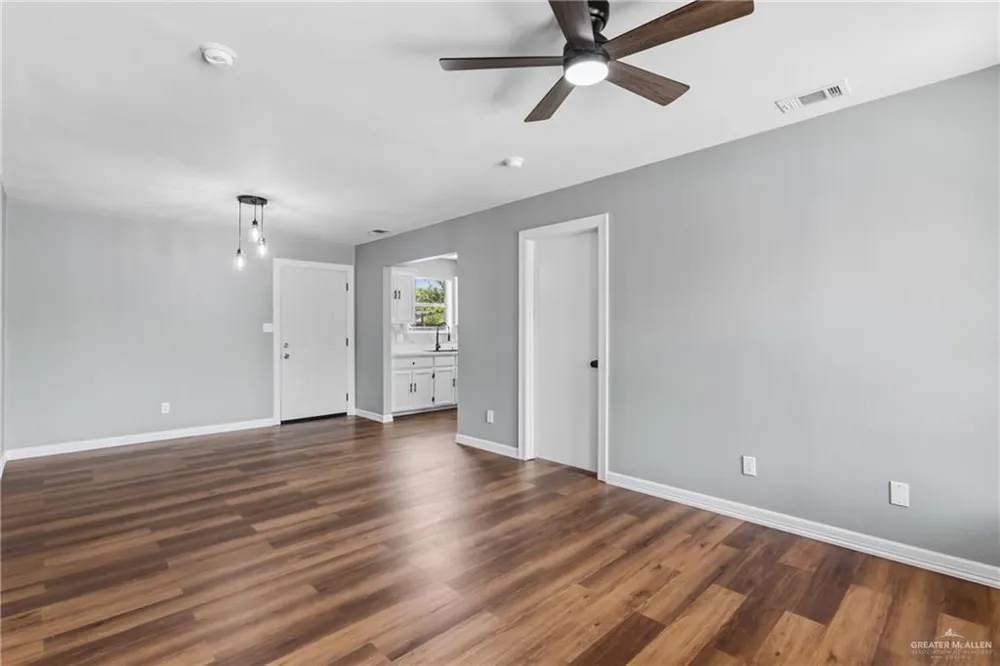 804 W Falcon Avenue Pharr, TX 78577