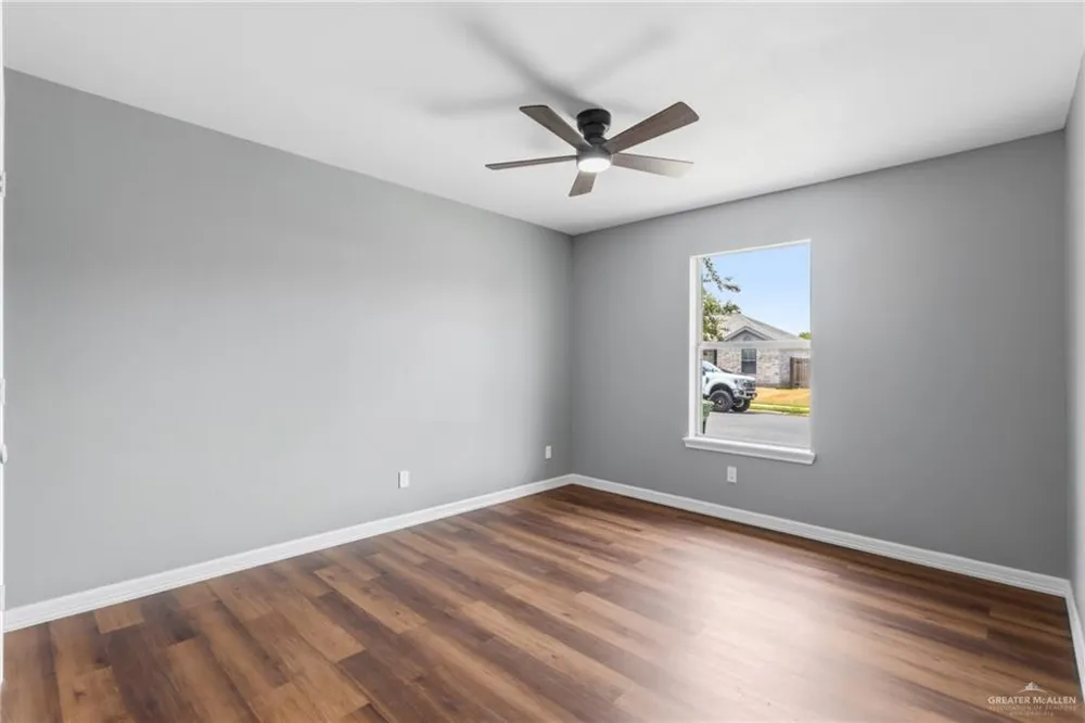 804 W Falcon Avenue Pharr, TX 78577
