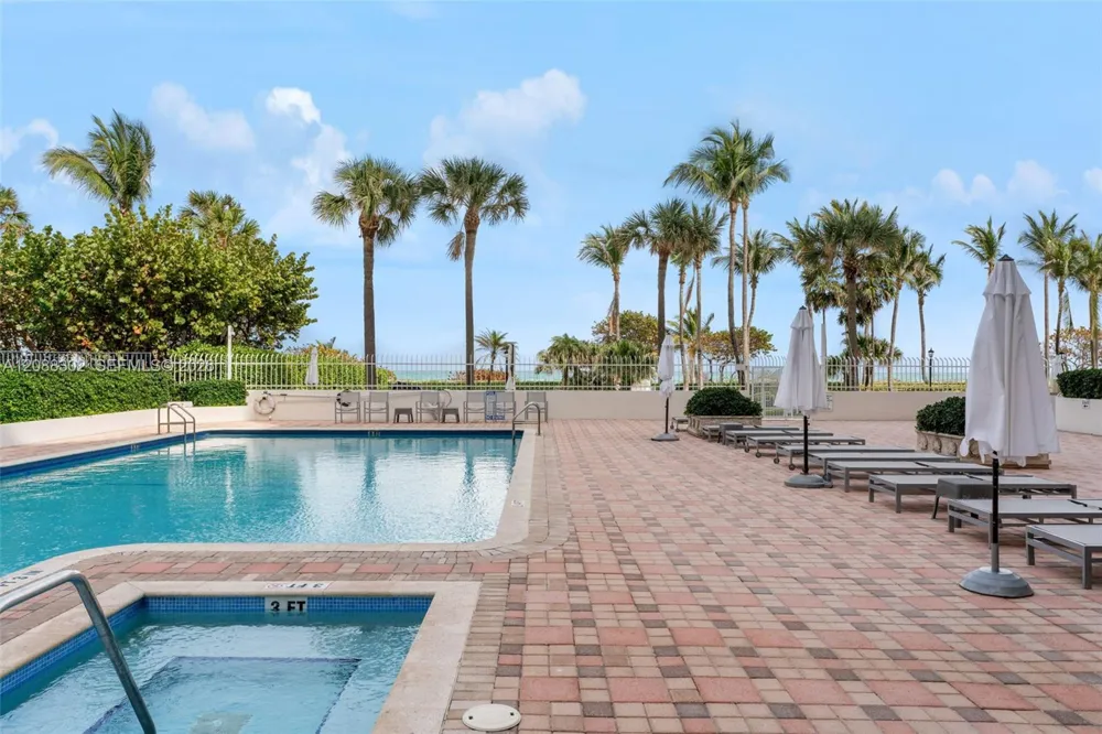 8855 Collins Ave #8J Surfside, FL 33154