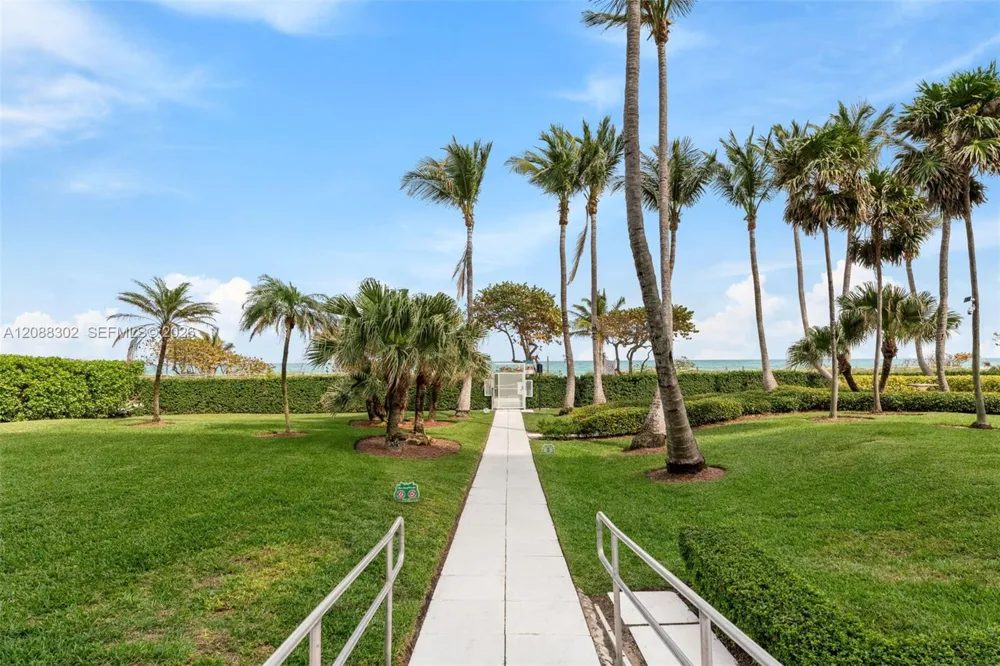 8855 Collins Ave #8J Surfside, FL 33154