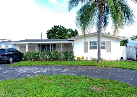 8481 NW 11th St