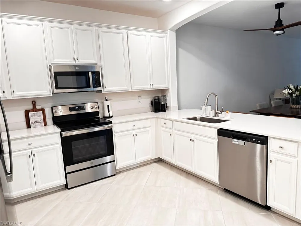 2084 Wellington Street Naples, FL 34120