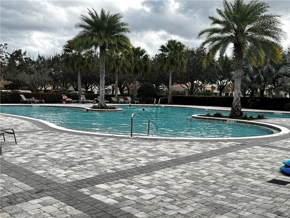 2084 Wellington Street Naples, FL 34120