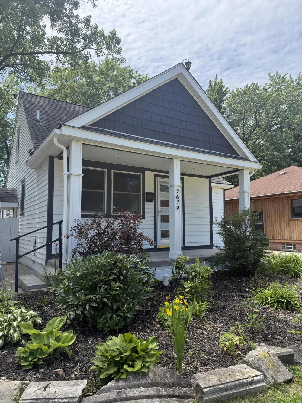 2679 Oxford Road Berkley City, MI 48072