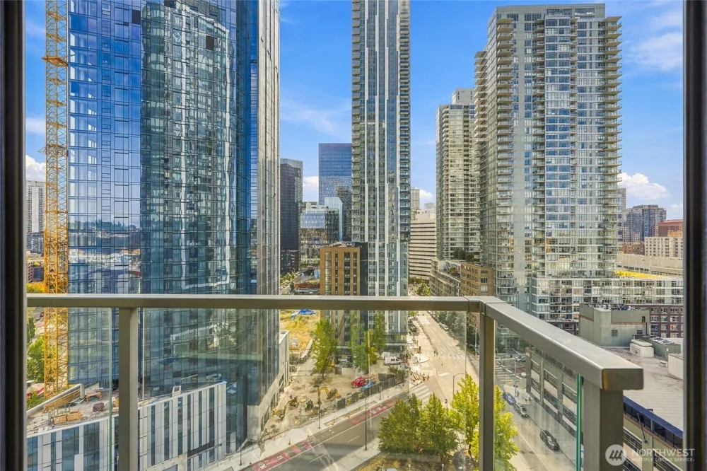 2510 6th Avenue #1403 Seattle, WA 98121