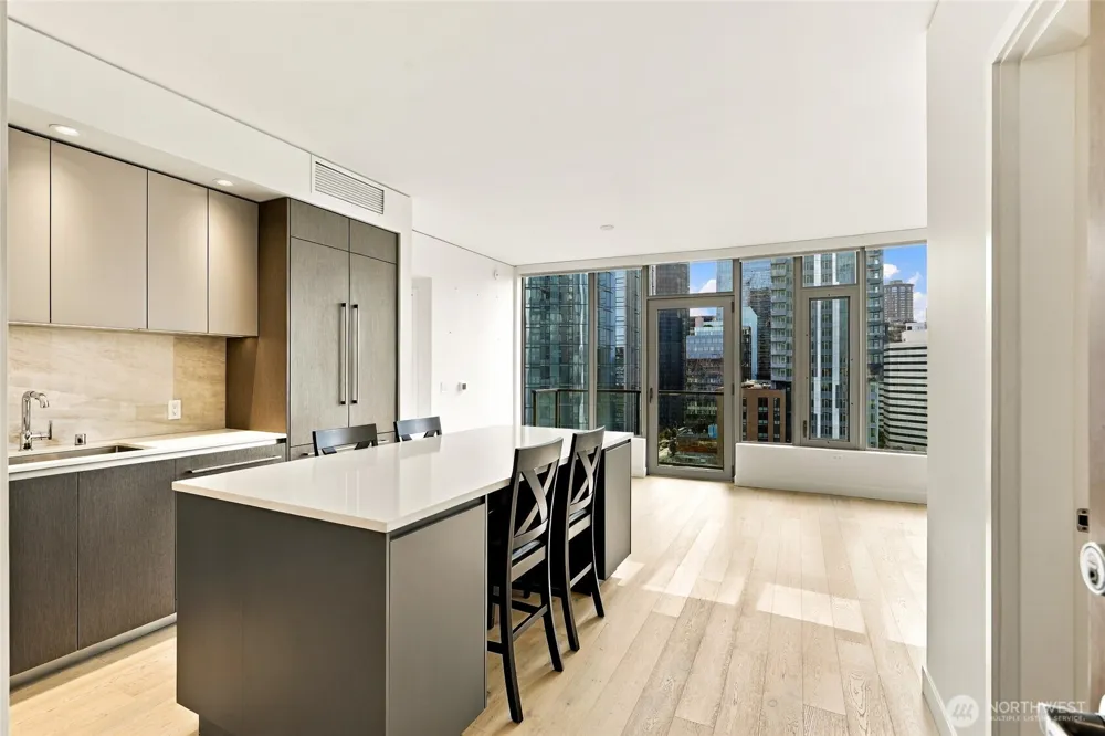 2510 6th Avenue #1403 Seattle, WA 98121