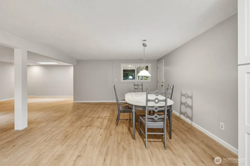 1005 22nd Avenue Kelso, WA 98626