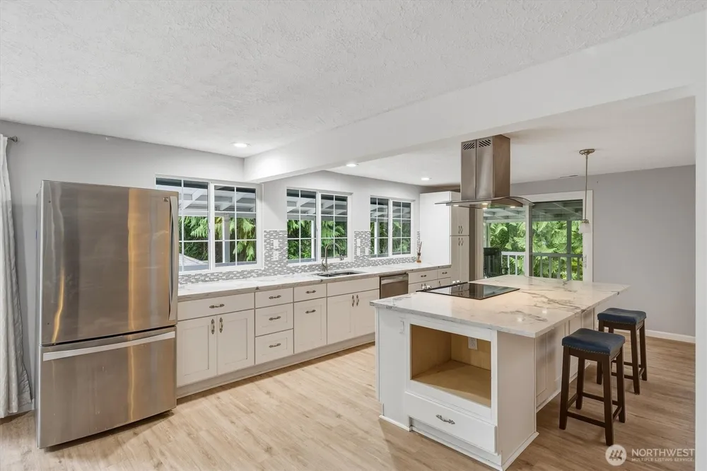 1005 22nd Avenue Kelso, WA 98626