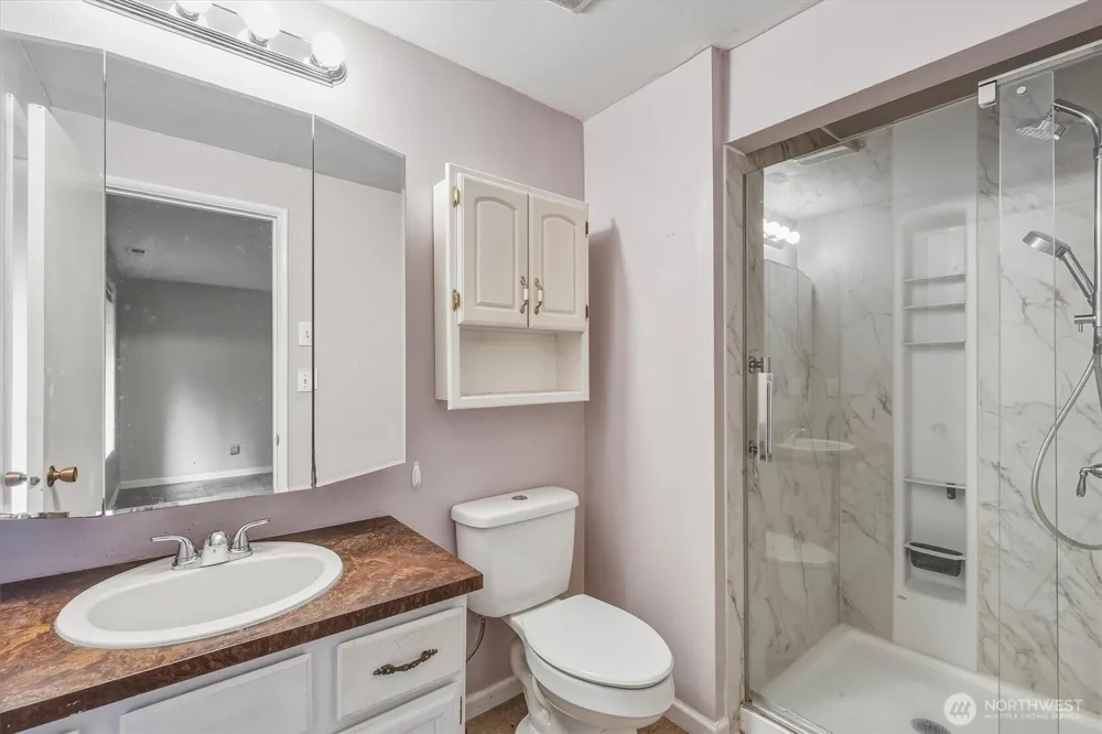 1005 22nd Avenue Kelso, WA 98626