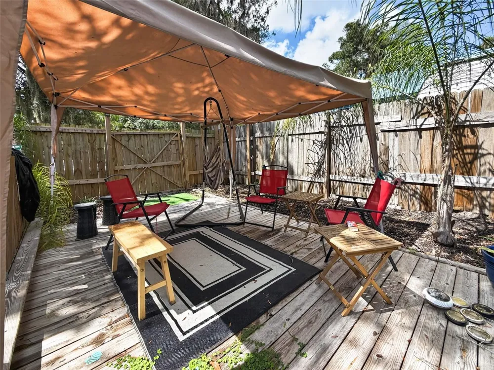 325 S 2ND STREET Leesburg, FL 34748