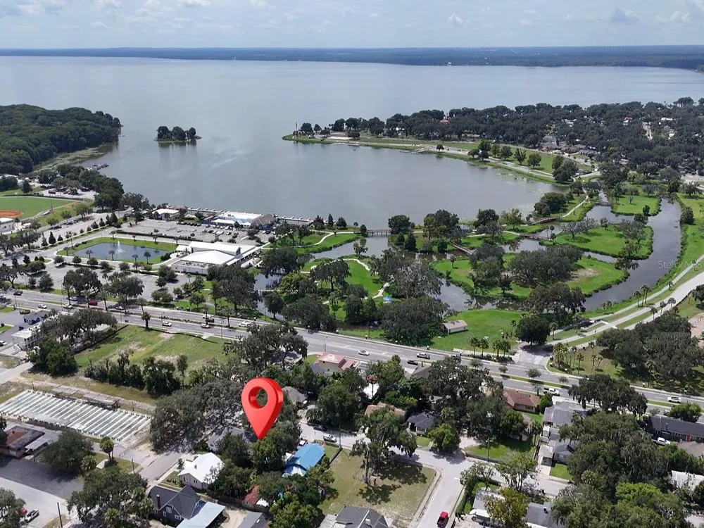 325 S 2ND STREET Leesburg, FL 34748