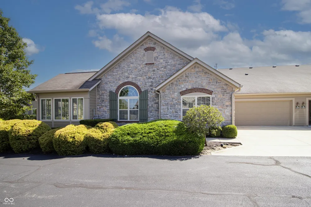 13895 Rue Charlot Lane McCordsville, IN 46055