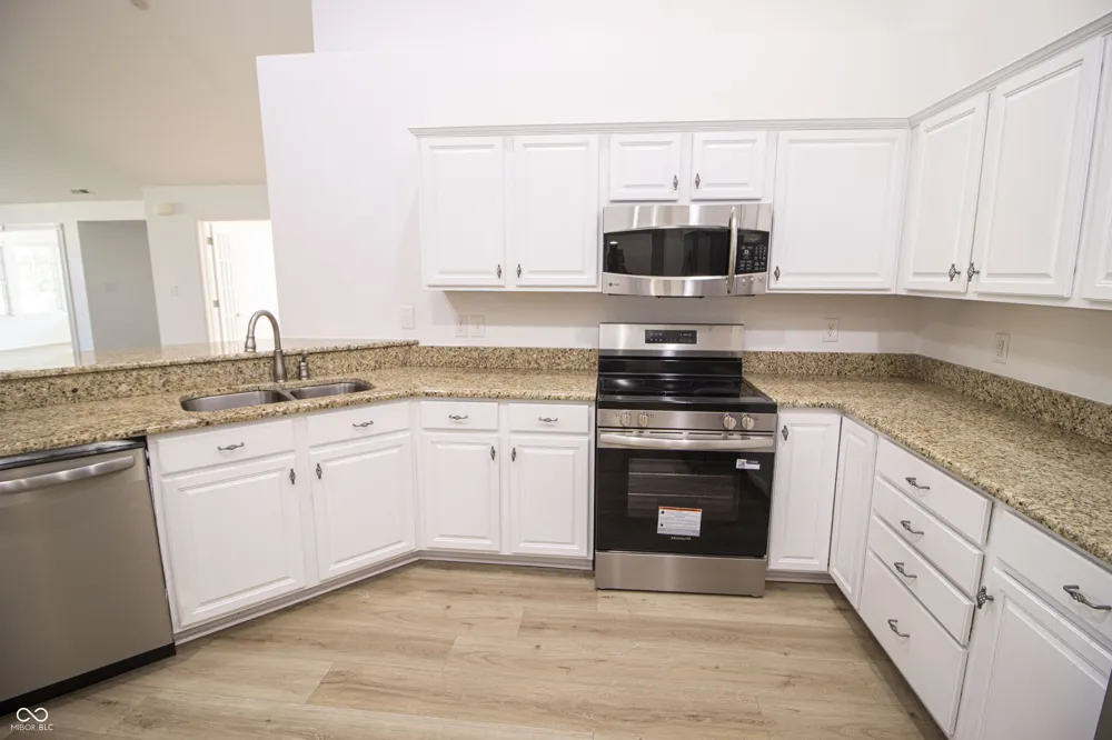13895 Rue Charlot Lane McCordsville, IN 46055