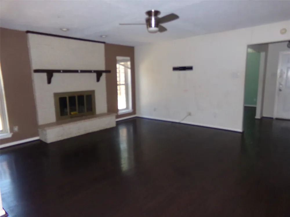 211 S Alexander Avenue Duncanville, TX 75116