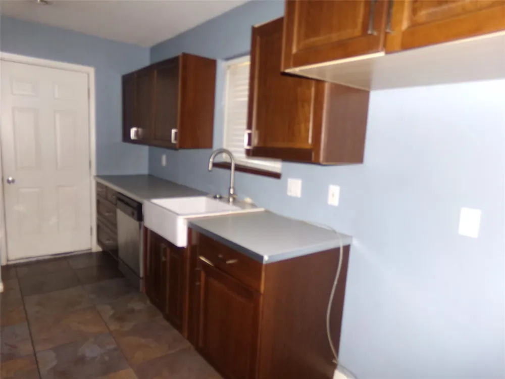 211 S Alexander Avenue Duncanville, TX 75116