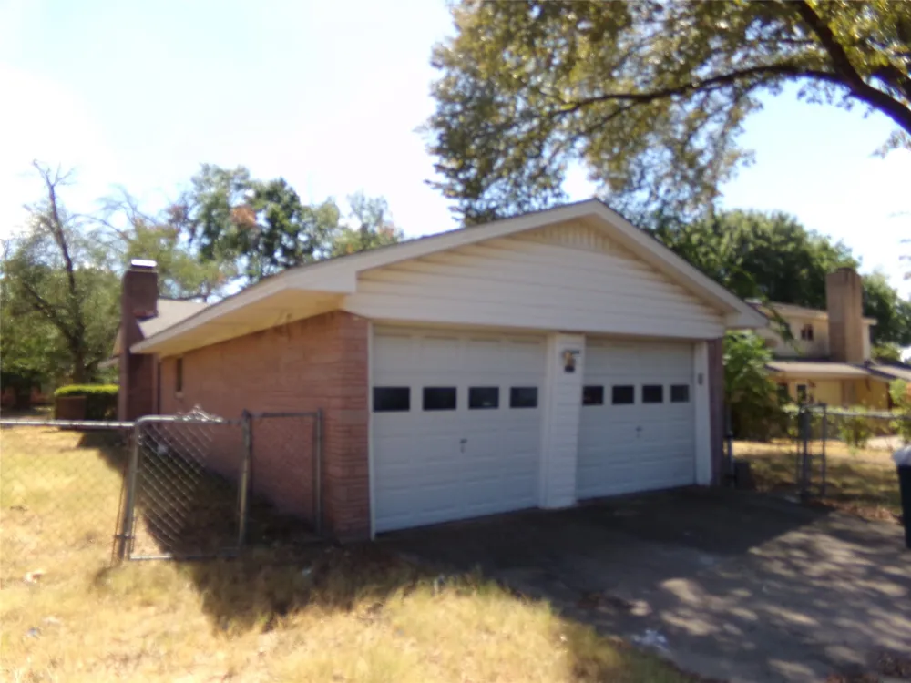 211 S Alexander Avenue Duncanville, TX 75116