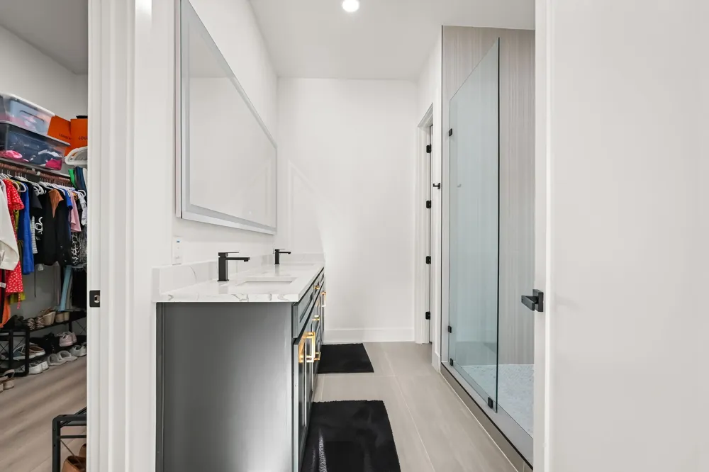 1111 S Tyler Street Dallas, TX 75208