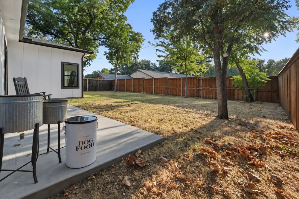 1111 S Tyler Street Dallas, TX 75208
