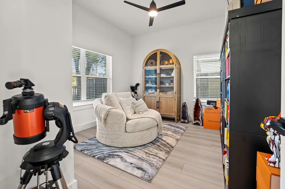 1111 S Tyler Street Dallas, TX 75208