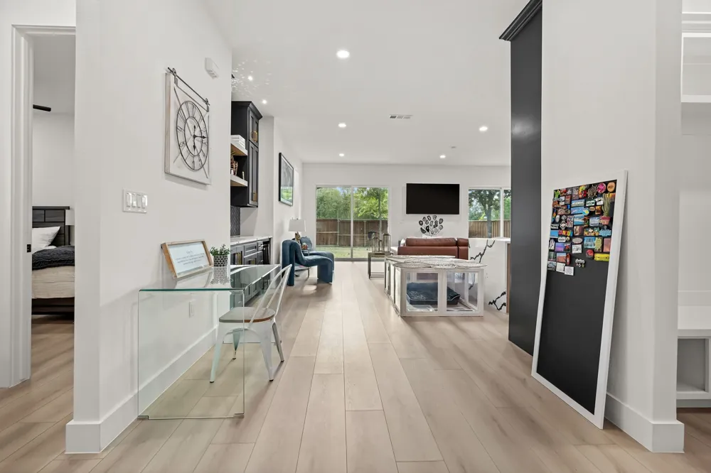 1111 S Tyler Street Dallas, TX 75208