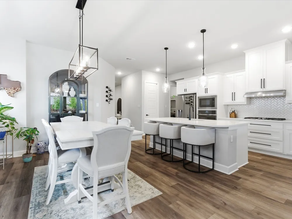 1625 Windflower Drive Aubrey, TX 76227
