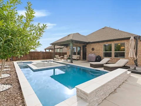 1625 Windflower Drive