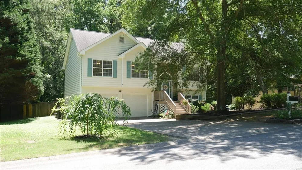3257 Camens Way Buford, GA 30519