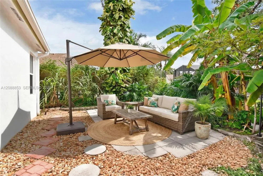 523 Stonemont Dr Weston, FL 33326