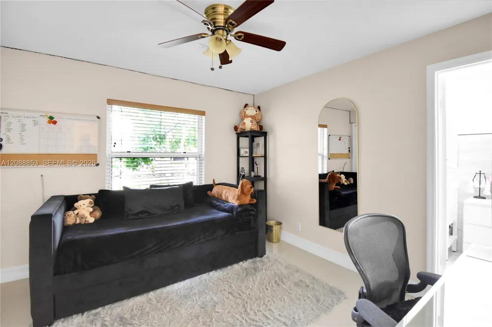 523 Stonemont Dr Weston, FL 33326