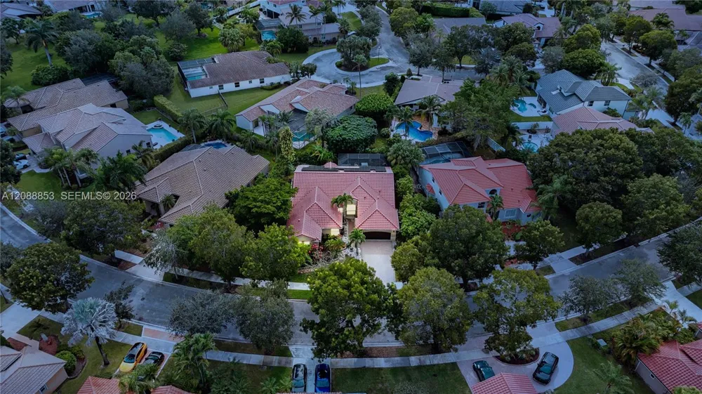 523 Stonemont Dr Weston, FL 33326