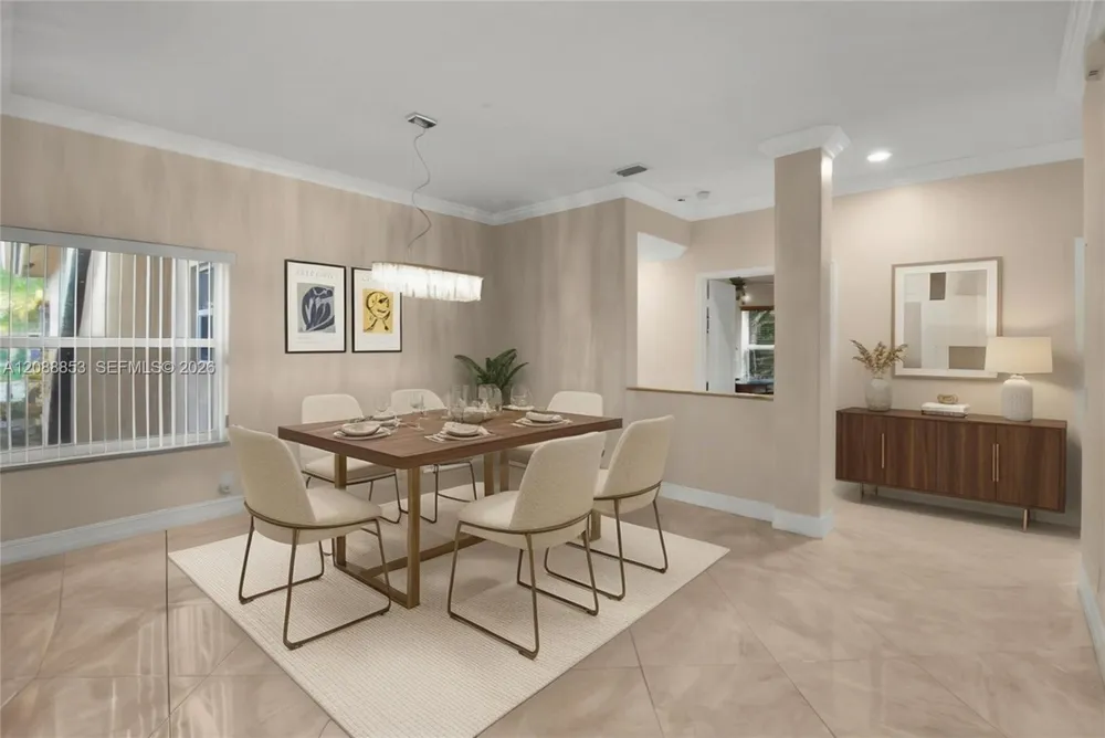523 Stonemont Dr Weston, FL 33326