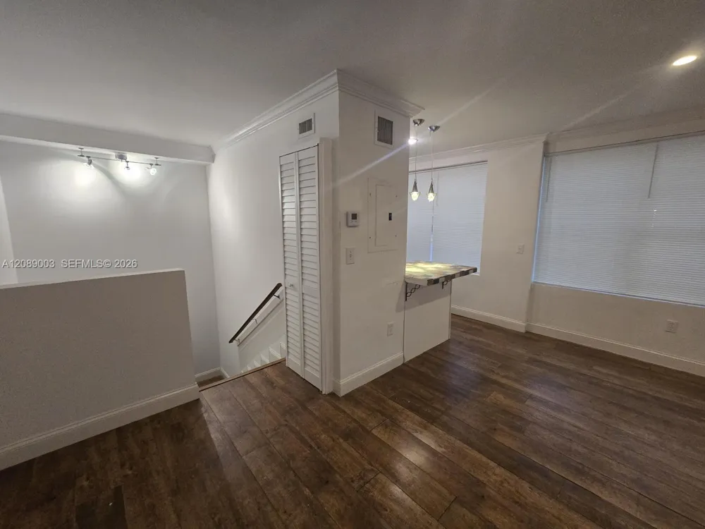 1460 Ocean Dr #201 Miami Beach, FL 33139