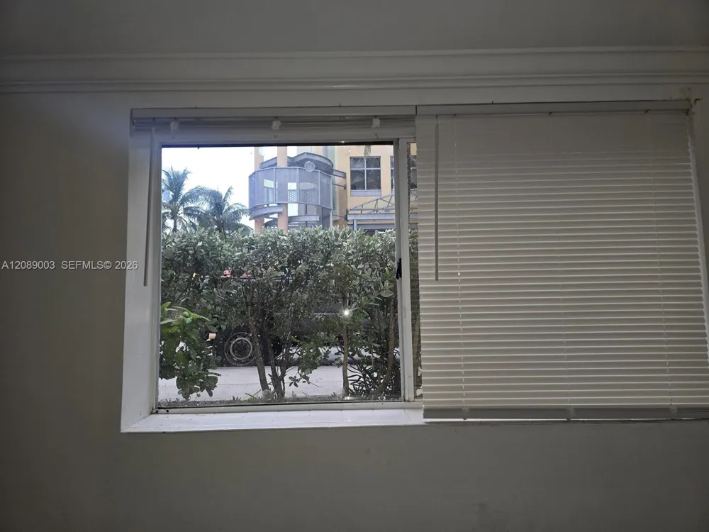 1460 Ocean Dr #201 Miami Beach, FL 33139