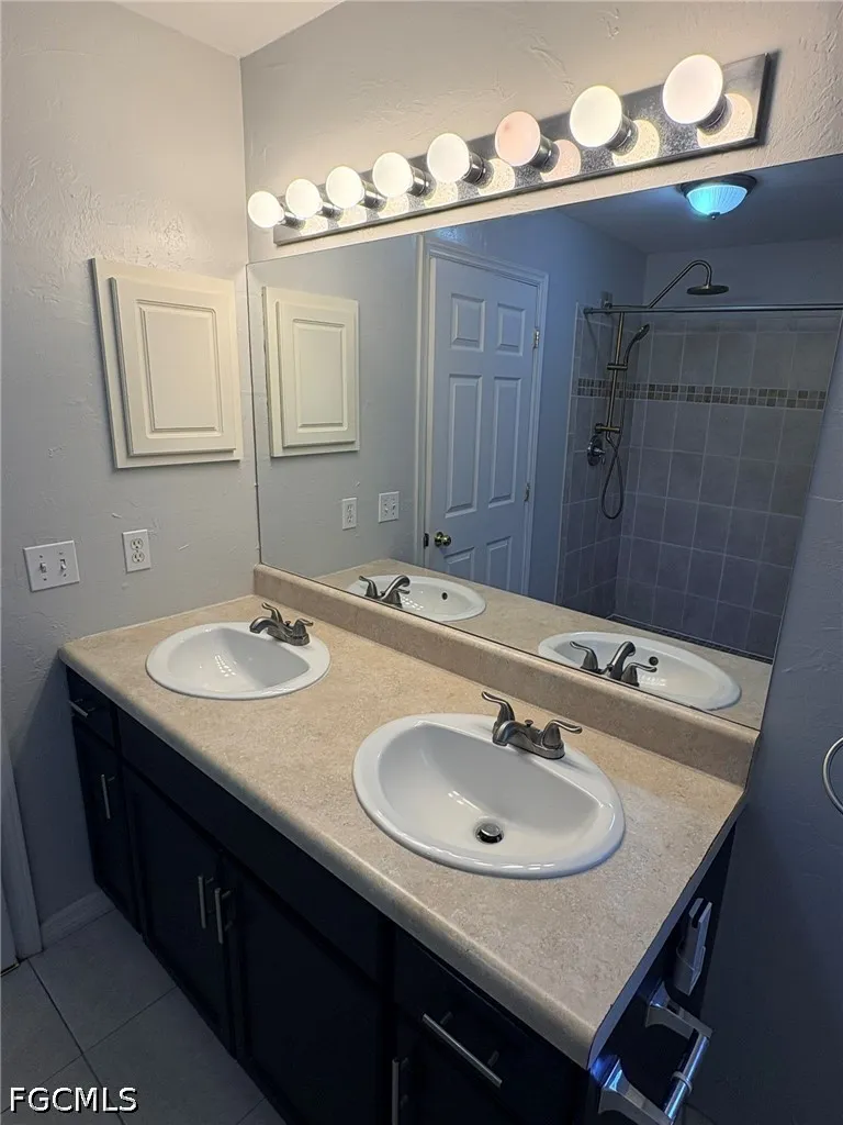 Address Not Shown Cape Coral, FL 33991