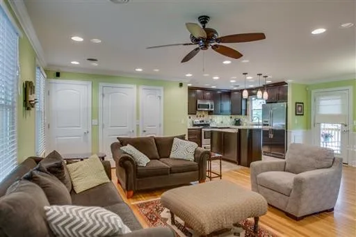 407 Hilltop Dr Columbia, TN 38401