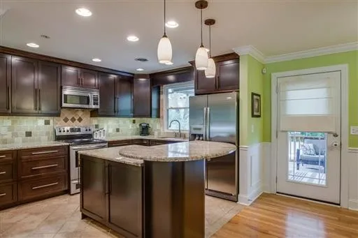 407 Hilltop Dr Columbia, TN 38401