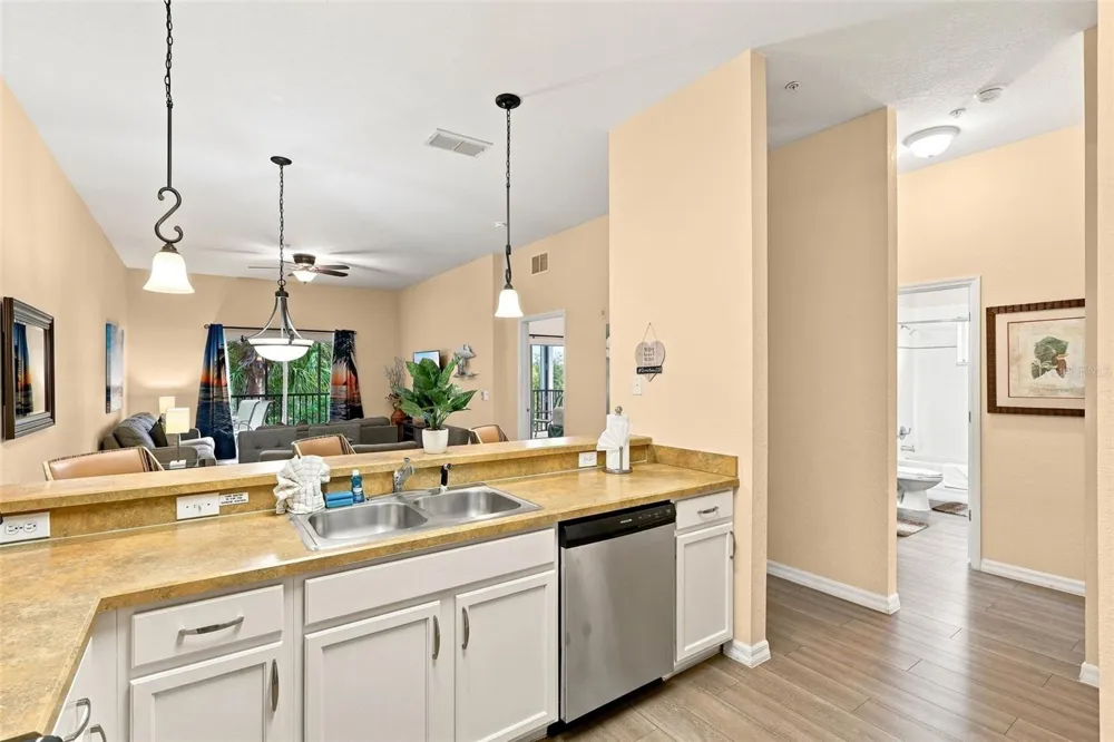 708 GRAN BAHAMA BOULEVARD Davenport, FL 33897