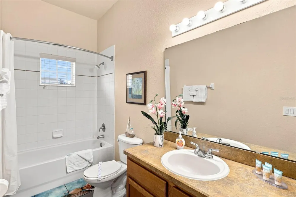 708 GRAN BAHAMA BOULEVARD Davenport, FL 33897