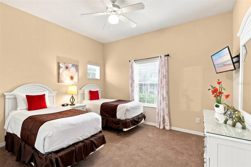 708 GRAN BAHAMA BOULEVARD Davenport, FL 33897