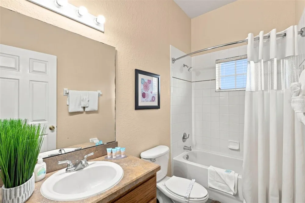 708 GRAN BAHAMA BOULEVARD Davenport, FL 33897
