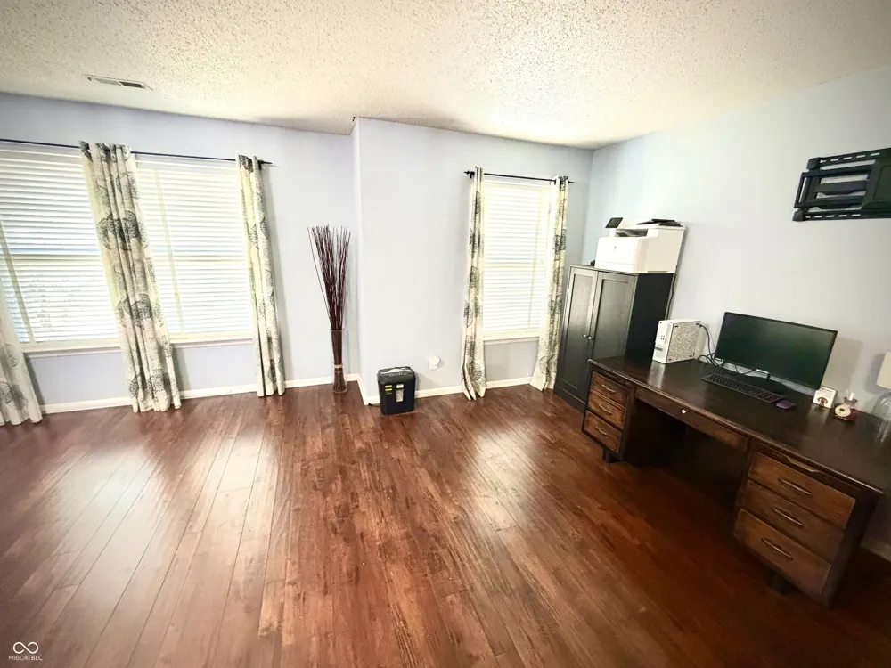 15098 Redcliff Drive Noblesville, IN 46062