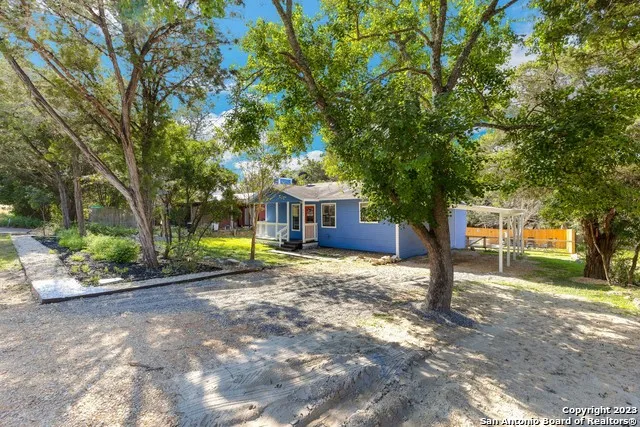 731 Hillside Loop Canyon Lake, TX 78133