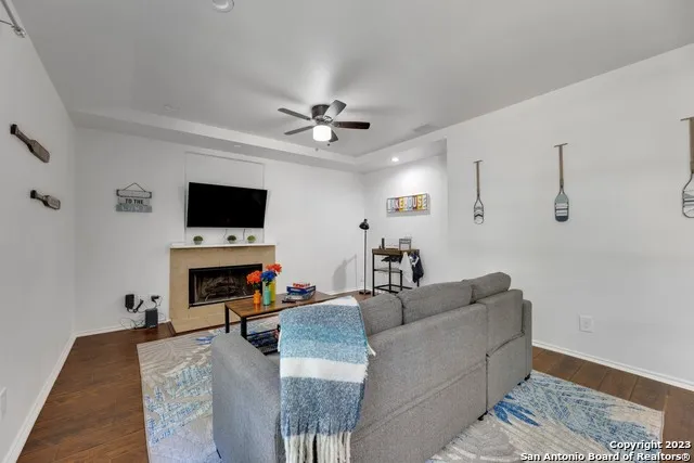 731 Hillside Loop Canyon Lake, TX 78133