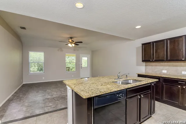 454 Eastern Phoebe San Antonio, TX 78253